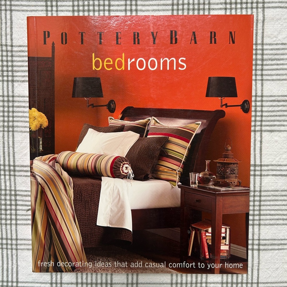 Vintage, Pottery Barn 🤣 (copy-write 2003) Bedrooms paperback Book